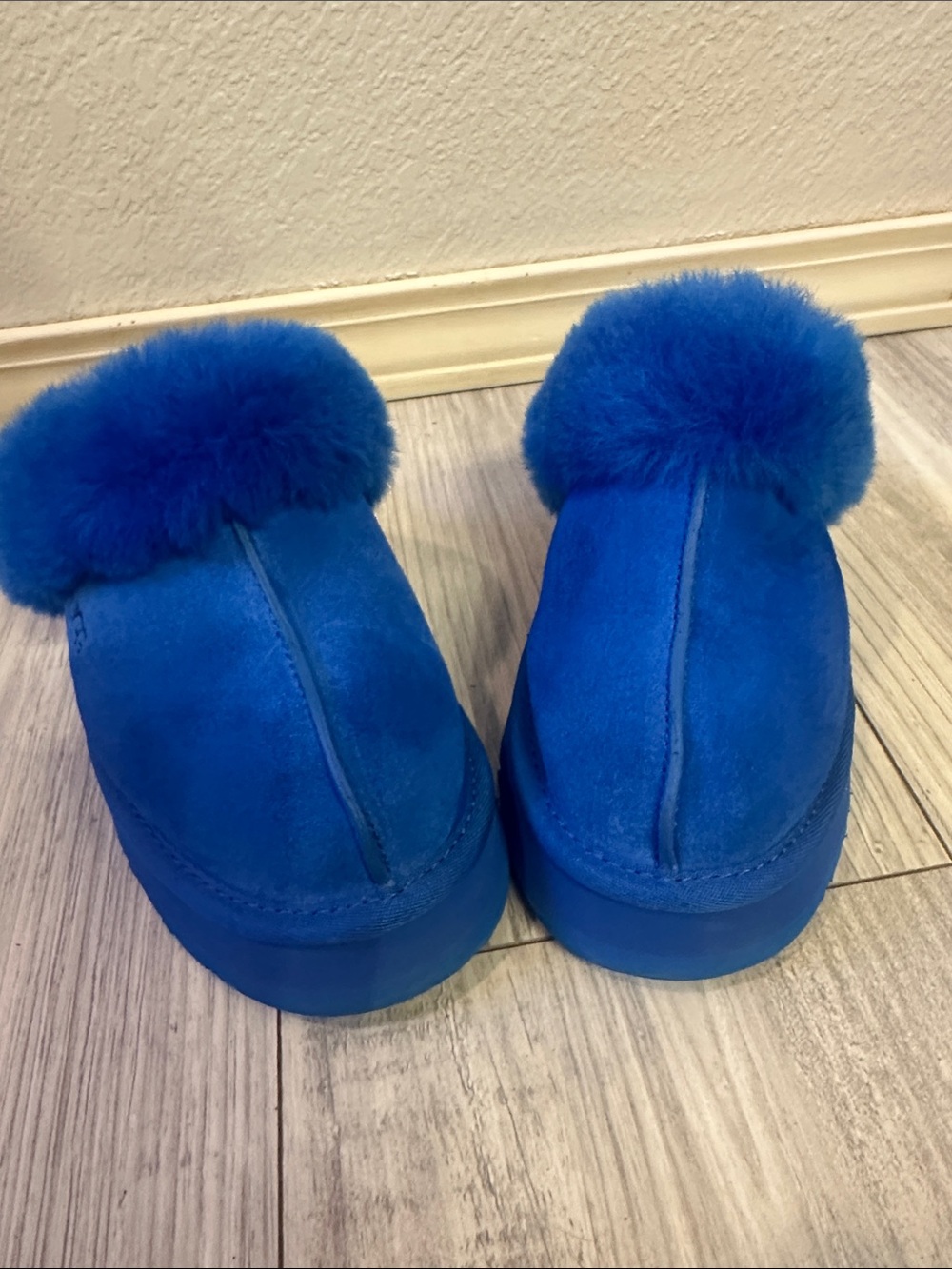 UGG Electric Blue Shearling Slip-On Mules - Picture 4 of 9